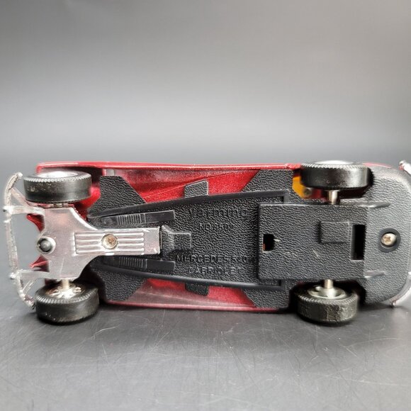 Yatming Mercedes 540K Cabriolet Metallic Red Cream Convertible Car JR331 - Picture 10 of 16